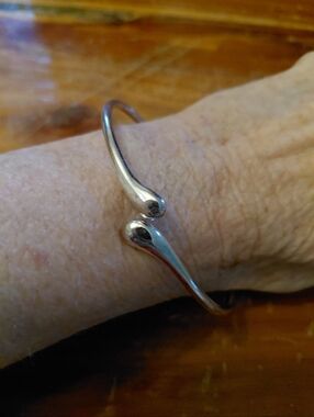 NEW Retired Sundance New Stainless Steel "SILVER TEARS" Bracelet